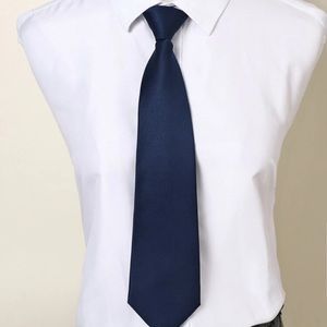 ⭐️ Classy Slip On No Tie Tie ⭐️